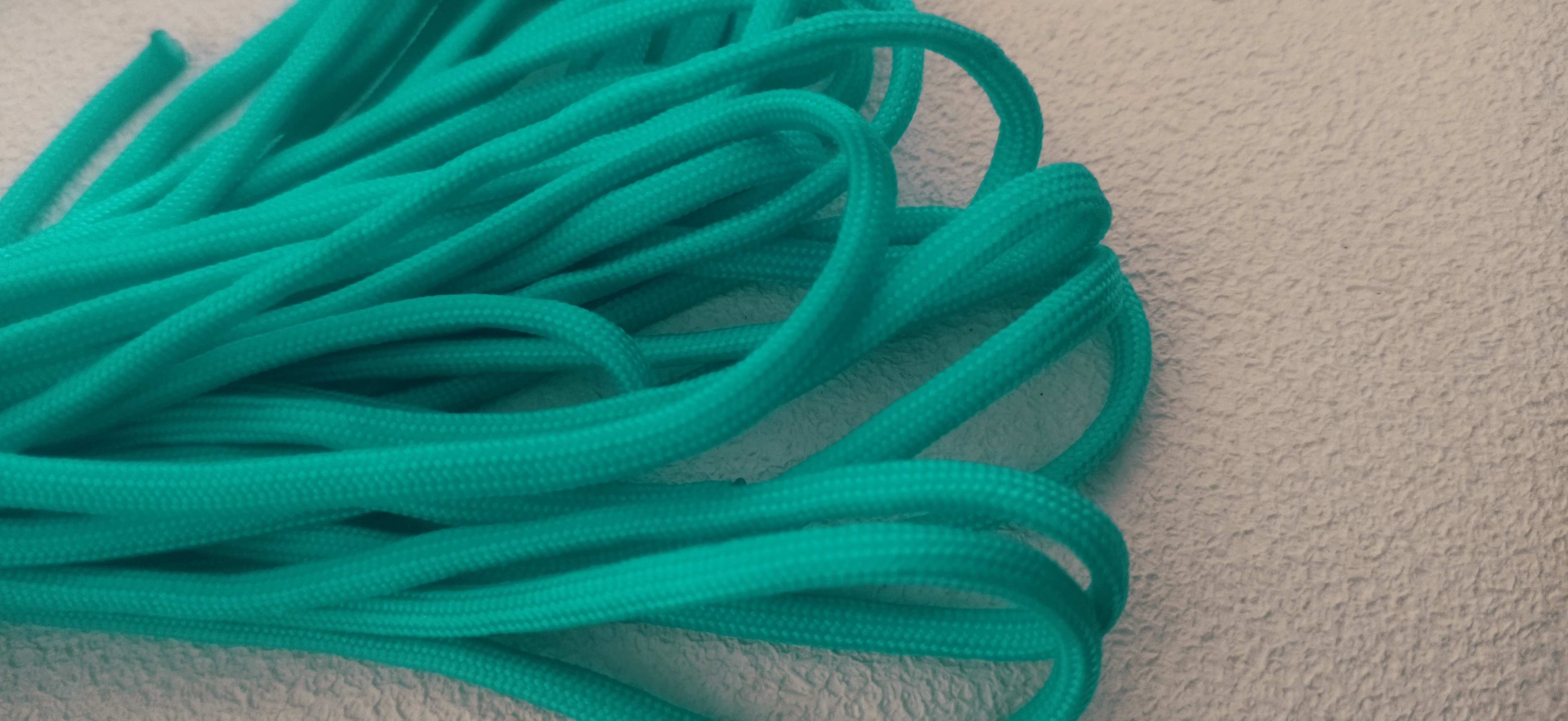 Paracord 4mm tyrkysová do modra