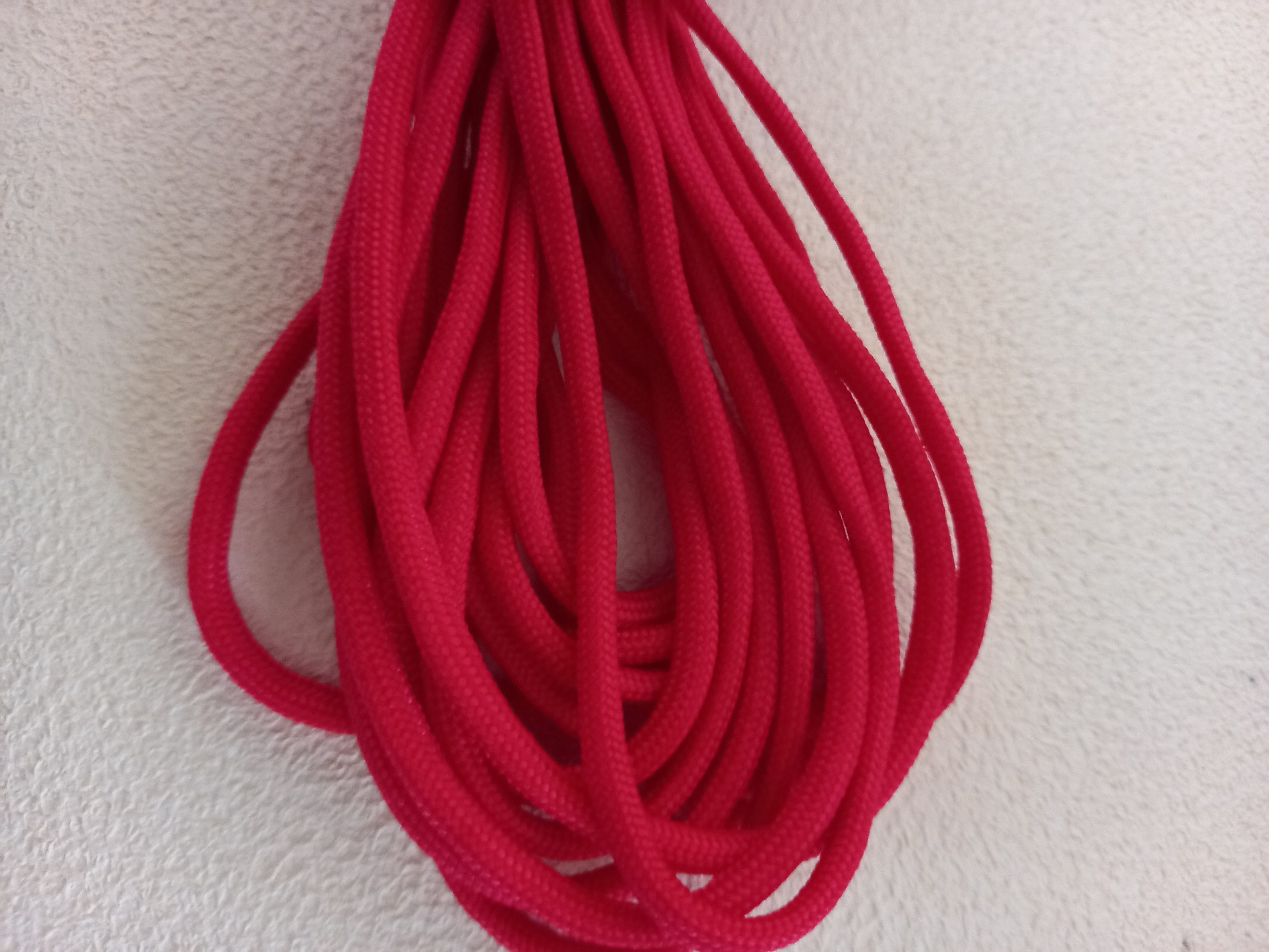 Paracord 4mm červená (4m)