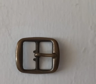 16.Obuvnícka pracka 16x17mm staromosadz